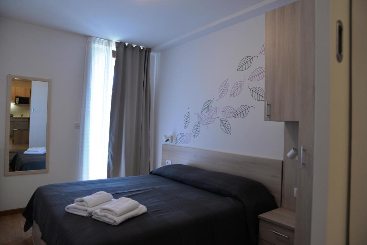 Apartments Palma & Pino Cres Luaran gambar